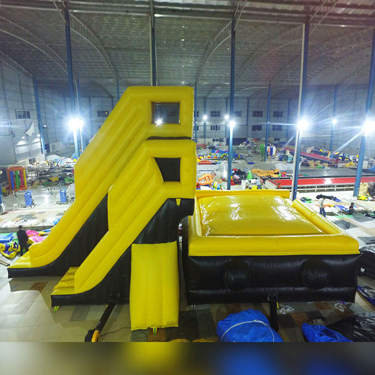 AB-004 8x6x8m Sport Inflatable Jump Stunt Airbag With Inflatable Landing Pad