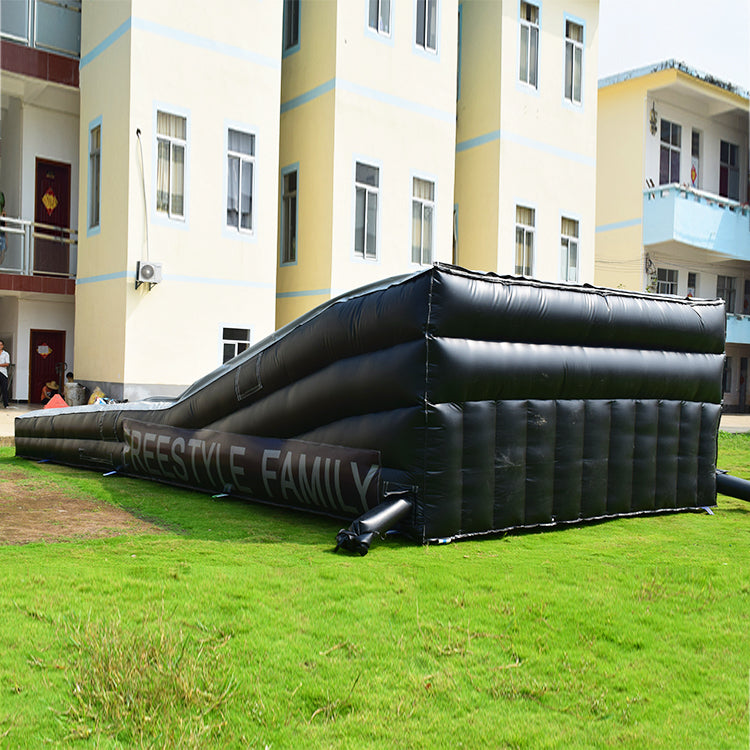 AB-008  Extreme sports inflatable square mountain bike airbag landing mat