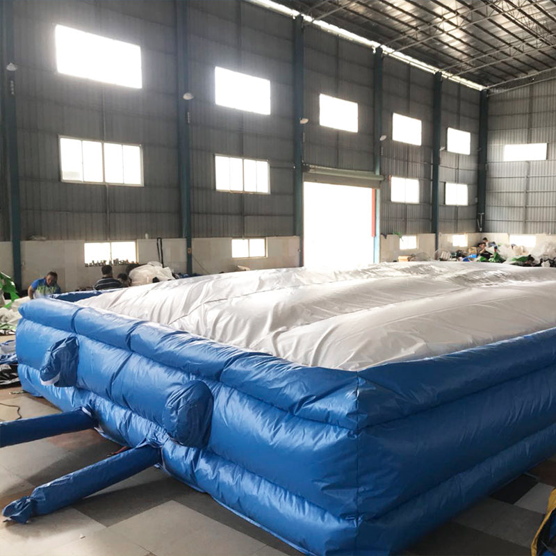 AB-035 10x4.5x1.5m Durable and Safe Inflatable All Around Airbag Landing for Freestyle