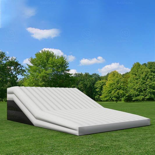 AB-009 Nairbag Inflatable Jump Stunt Airbag Landing Rider Mountain Bike Ramp Stunt Inflatable  Landing For Bmx