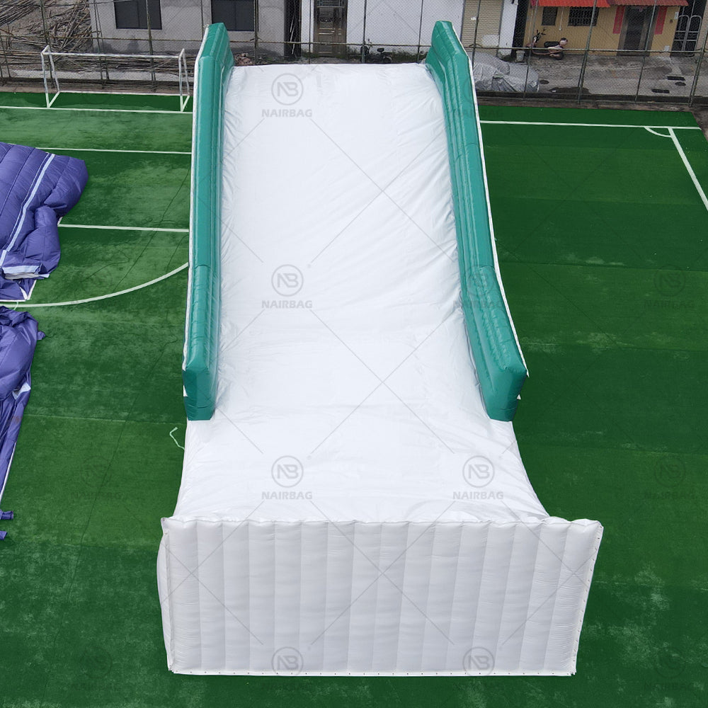 AB-SN011 Ski Inflatable Landing Jump Air Bag Safely Freesfall Snowboarding Freestyle Skiing Stunt Large Airbag Ramp For Snow Sport