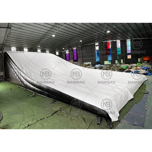 FMX-025 PVC Sloped Jump Air Bag Mat for Stunt Moto Freefall Landing  Air Bag Mat with Blower Can Customized Logo