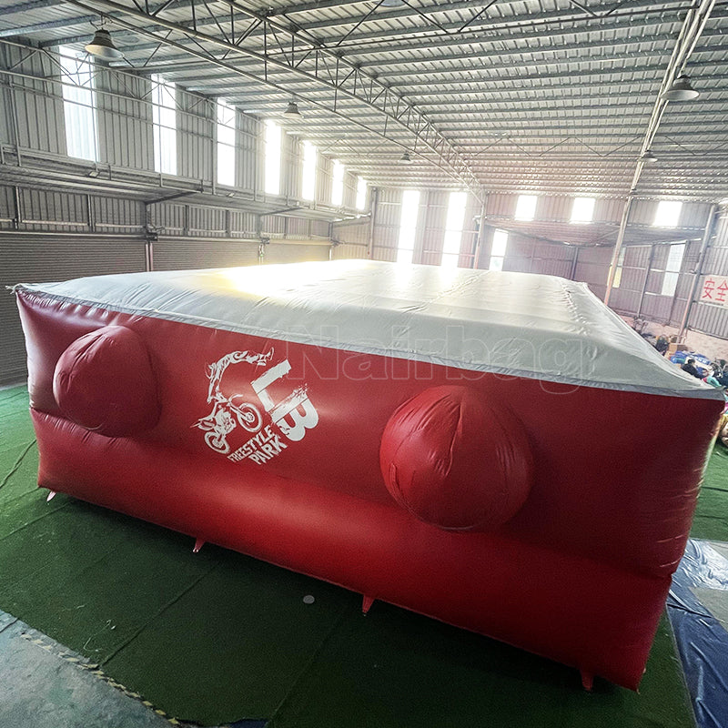 AB-208 13x9x3.5m Custom made FMX freefall training landing airbag