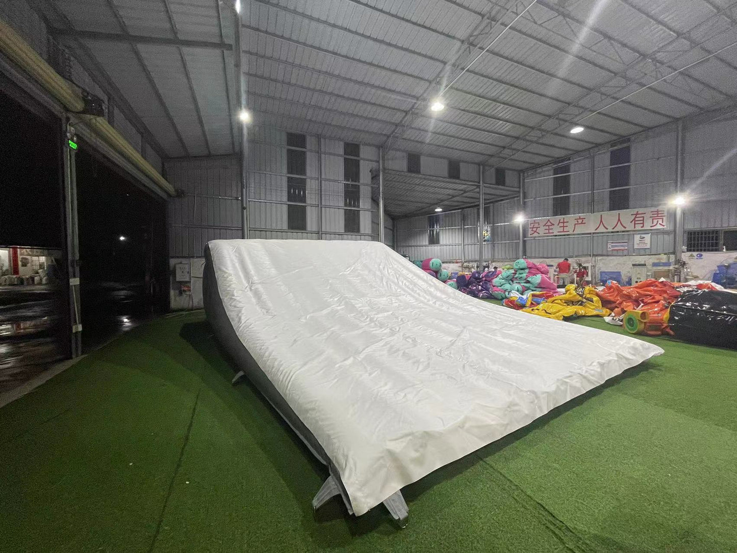 AB-236 Extreme sports landing inflatable bike jump airbag flat stunt bike landing airbag