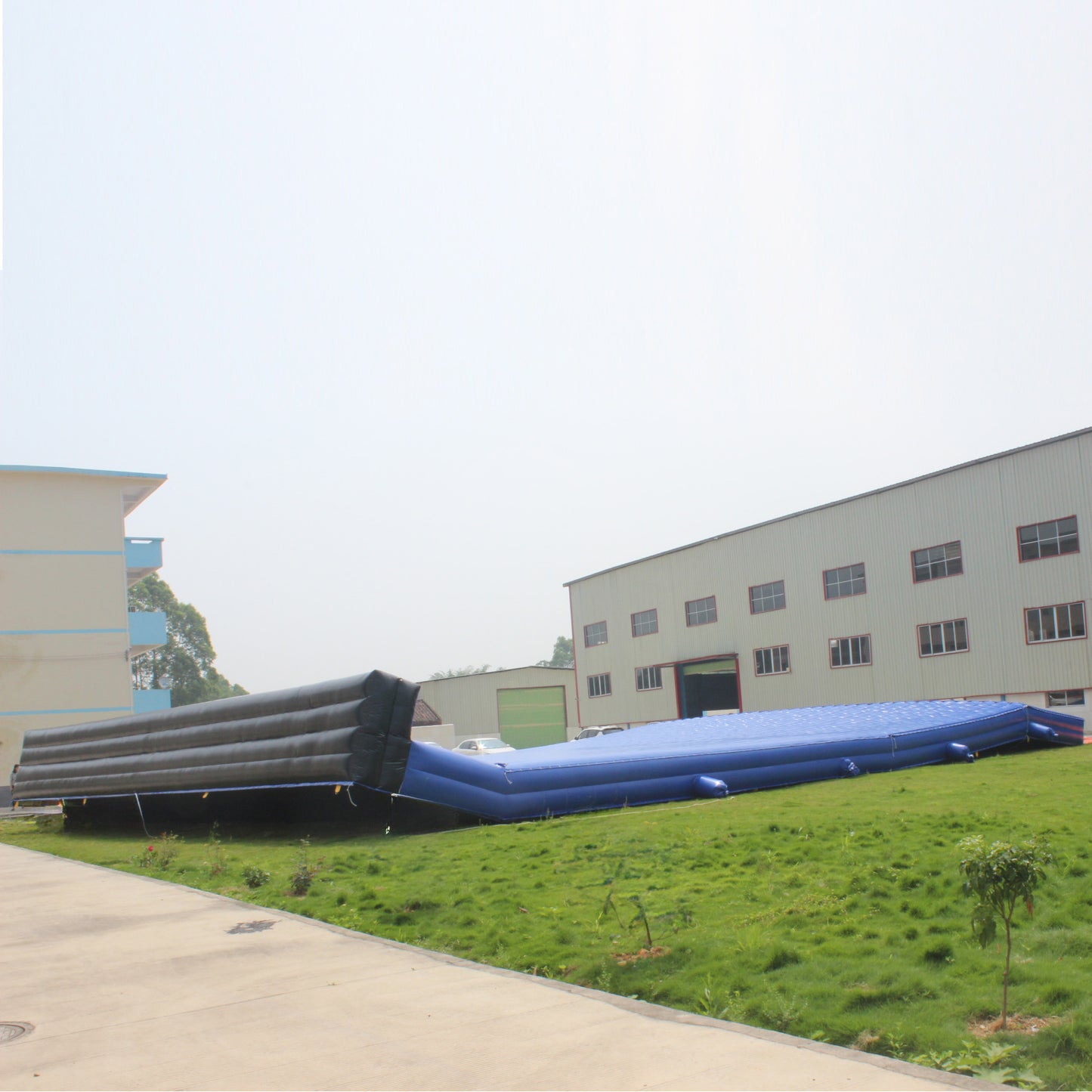 AB-050 Snowboard inflatable flat ski jump airbag stunt landing air bag accept logo printed