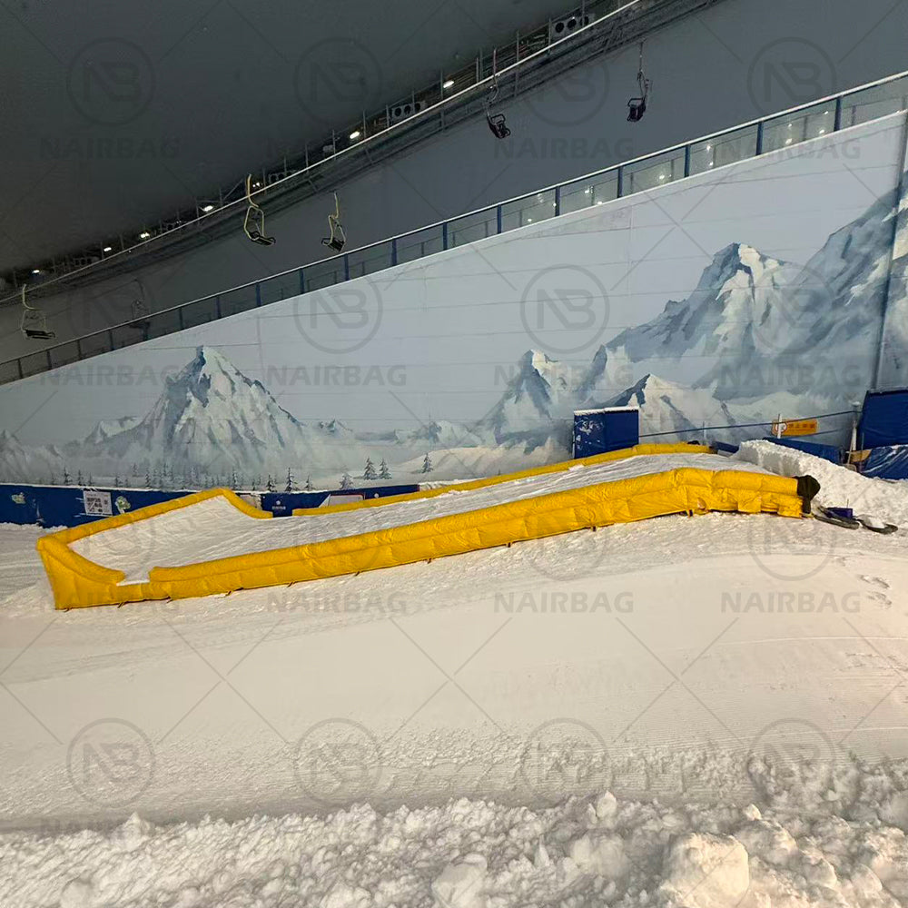 Snow Park Have Fun with Inflatable Airbag