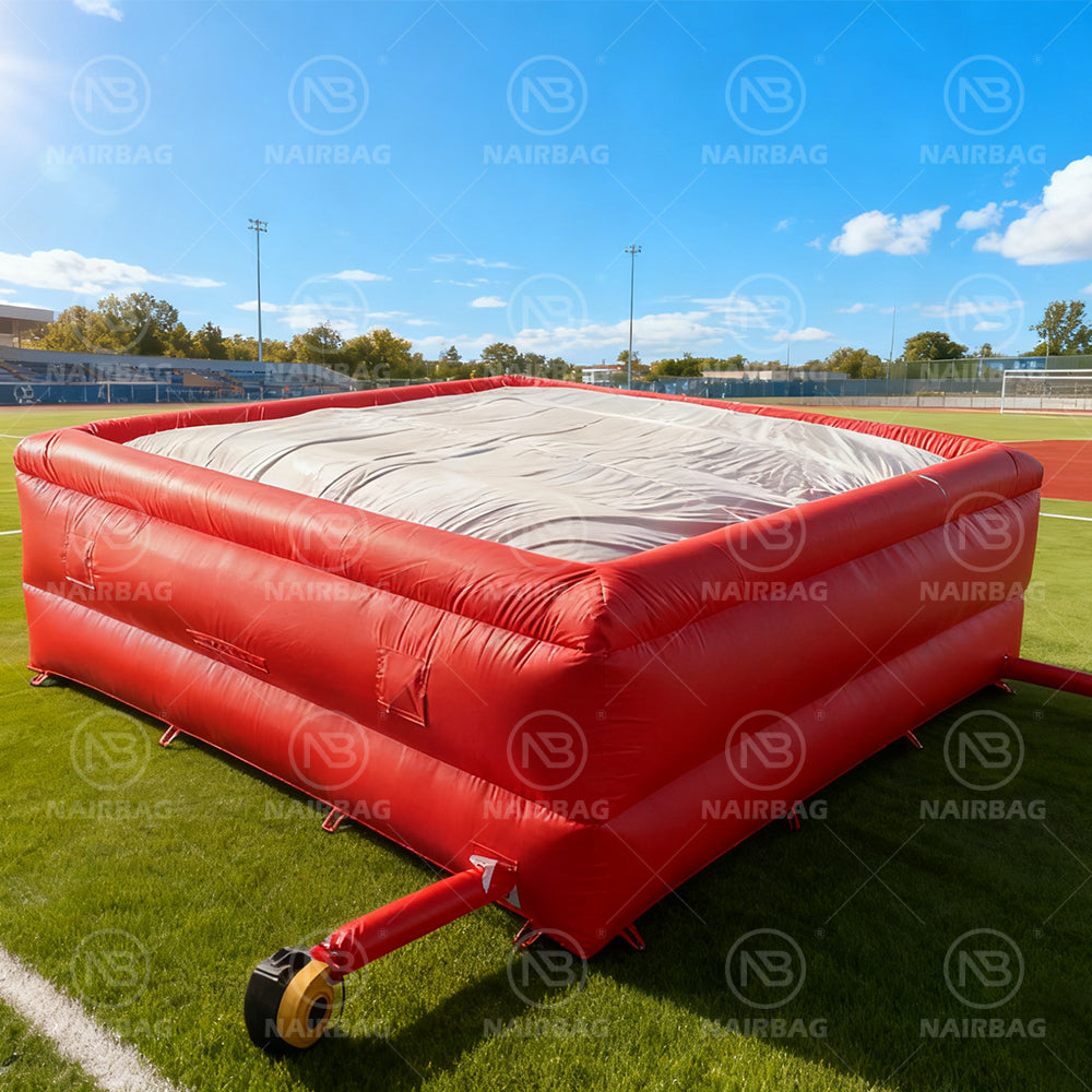 ABSQ-001 7x7x2.15m（22.96*22.96ft） Inflatable BMX Landing Airbag Sport for Freefall Trainning