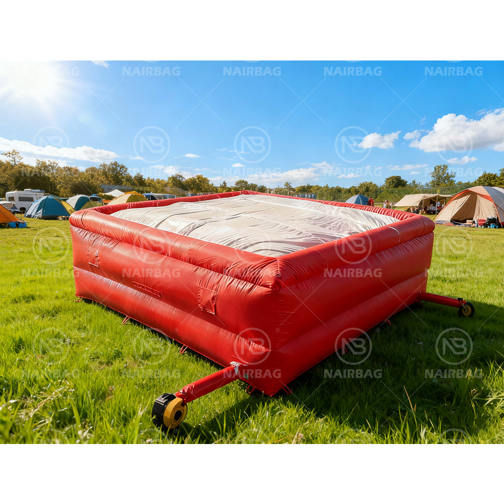 ABSQ-001 7x7x2.15m（22.96*22.96ft） Inflatable BMX Landing Airbag Sport for Freefall Trainning