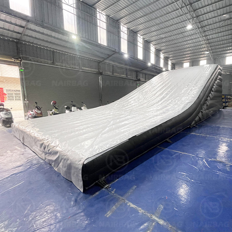 Inflatable Kayal Ramp AB-073 FMX Airbag Inflatable Freestyle Motocross Ramps Air Bag For Sal ...